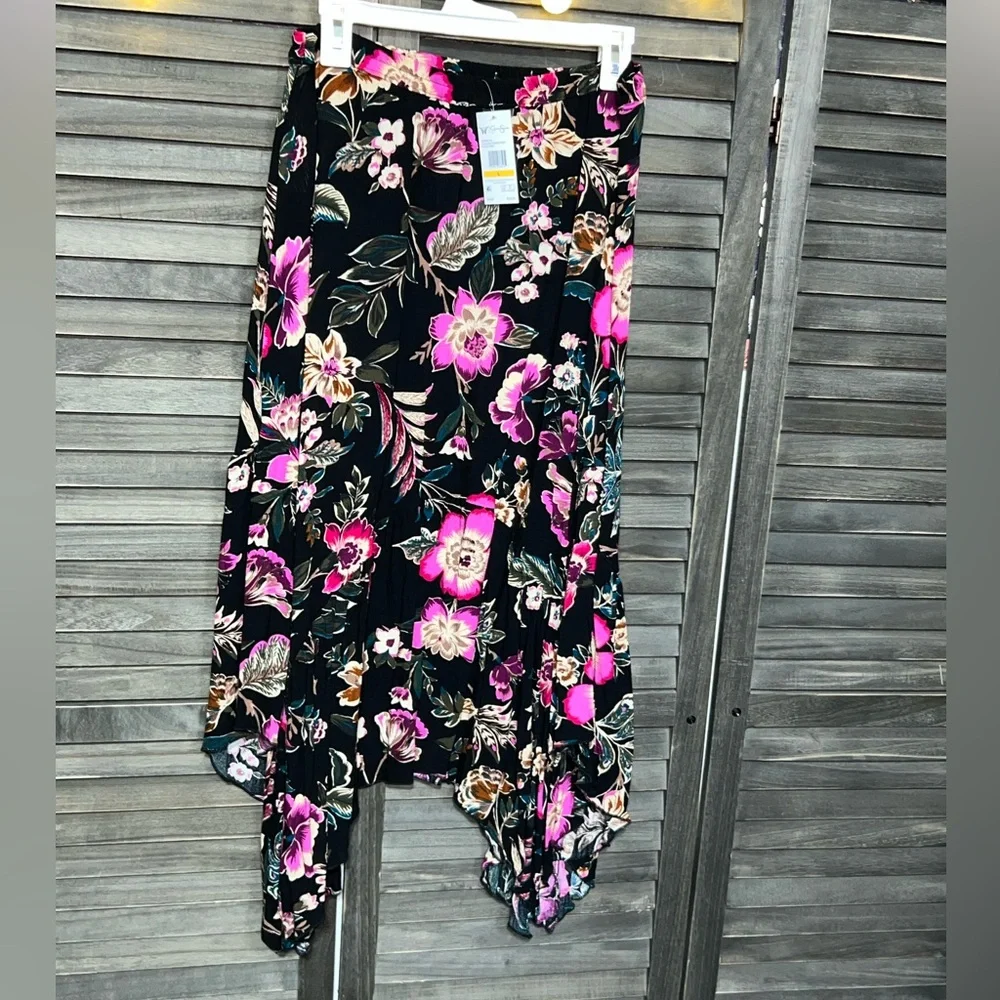 Jessica Simpson Black Floral Asymmetrical Handkerchief Hem Skirt - Pink Floral - Picture 3 of 8